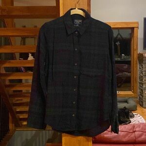 Abercrombie & Fitch Plaid Flannel size M